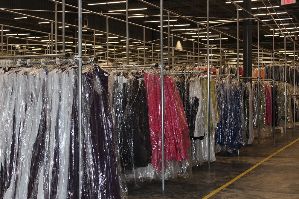 Goh Slick Rail Systems Garment On Hanger System Design Installatoin